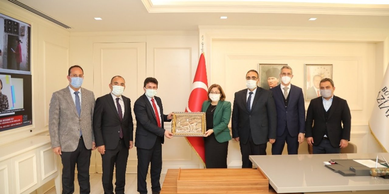 Türkiye’nin En Büyük Hayvan Barınağı İçin Adımlar Atıldı