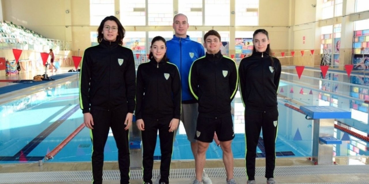 Manisa Büyükşehir’in Yüzücüleri Türkiye Şampiyonasına Katılıyor