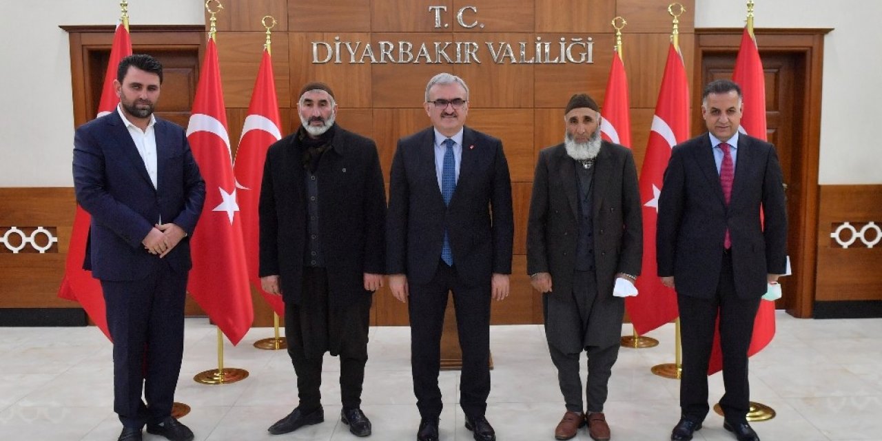 Diyarbakır Büyükşehir Belediyesi Çiftçilerin Yüzünü Güldürüyor