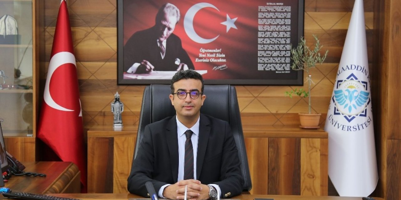 Alkü’ye Türk Dili Ve Kültürüne Hizmet Ve Yayın Ödülü