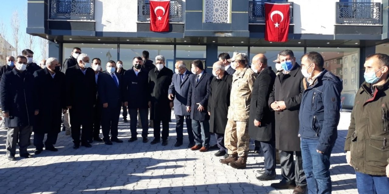 Vali Bilmez’den Çaldıran Ziyareti