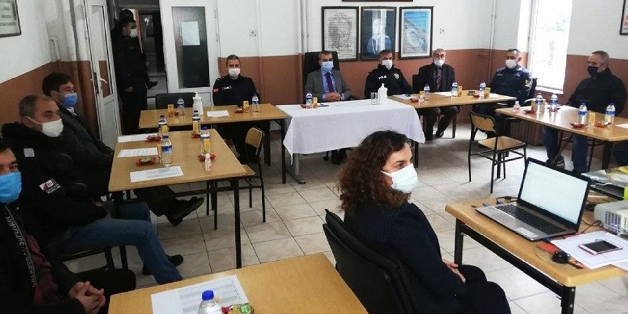 Muhtarlara Uyuşturucu İle Mücadele Projesi Anlatıldı