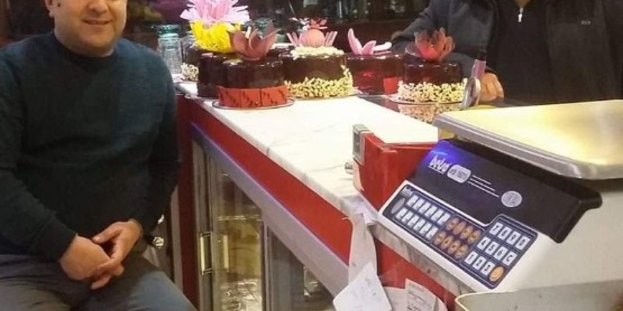 Kula’nın Sevilen Pastanecisi Kalbine Yenik Düştü