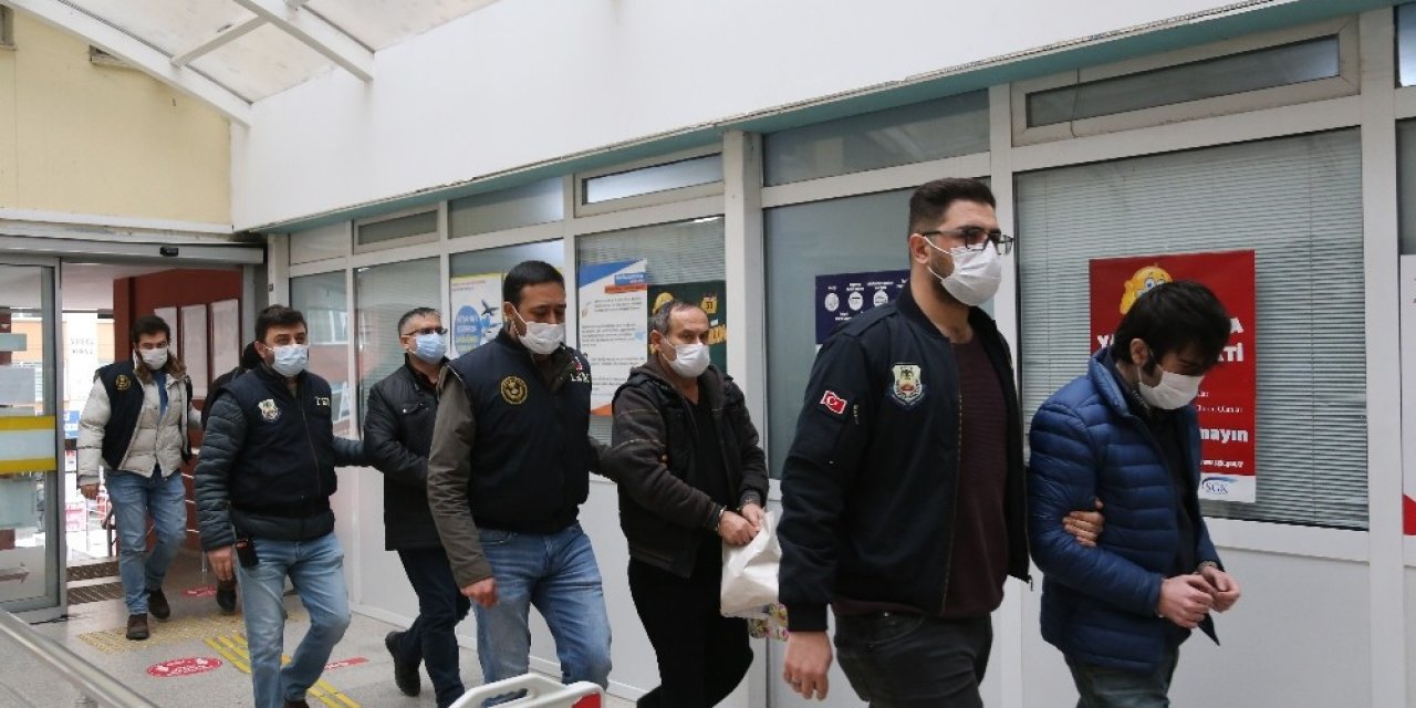 Kocaeli’deki Fetö Operasyonunda Gözaltına Alınan Şüpheliler Serbest Kaldı