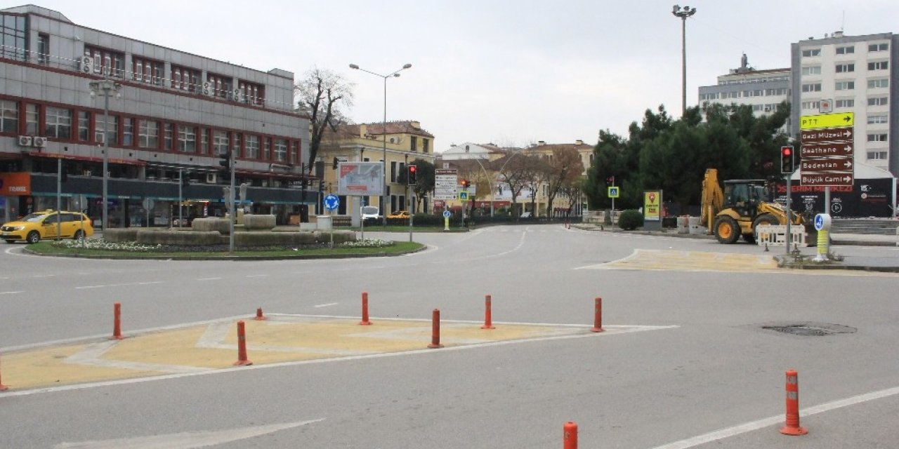 Samsun Kısıtlamaya Uydu, Sokaklar Boş Kaldı