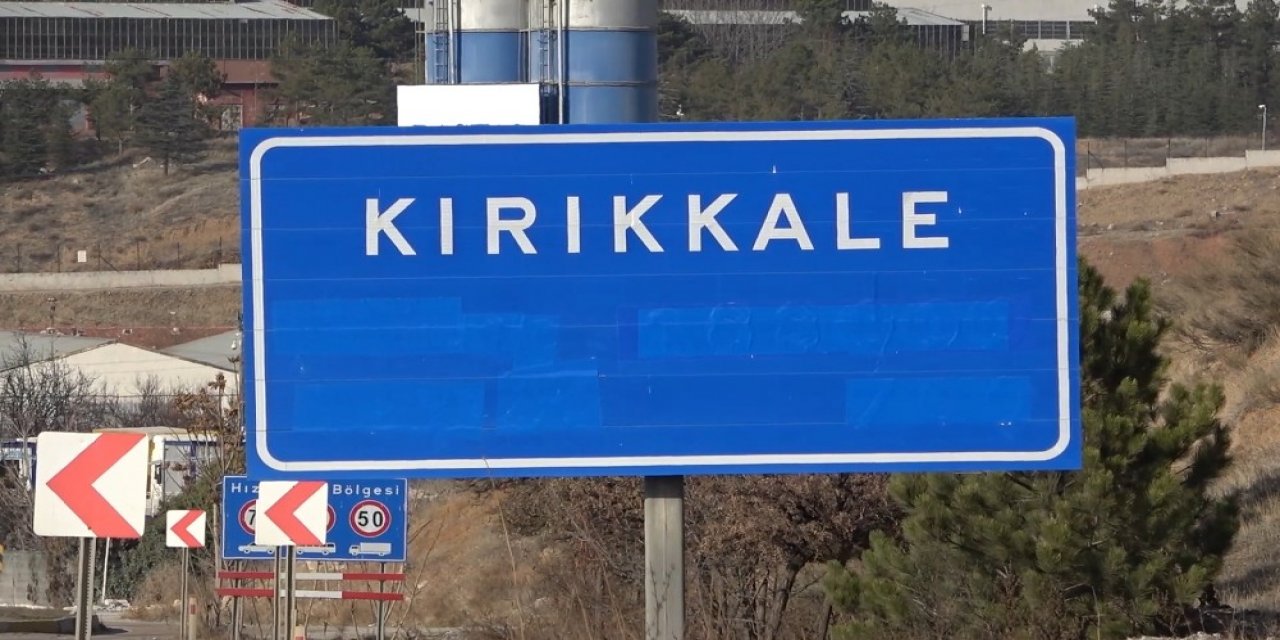 T.C. Karayolları Genel Müdürlüğü 81 İl ve 911 İlçenin tabelasından o bilgiler sildi..!