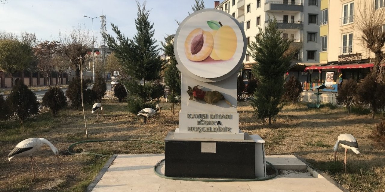 Kayısı Diyarında Sokaklar Sessizliğe Büründü