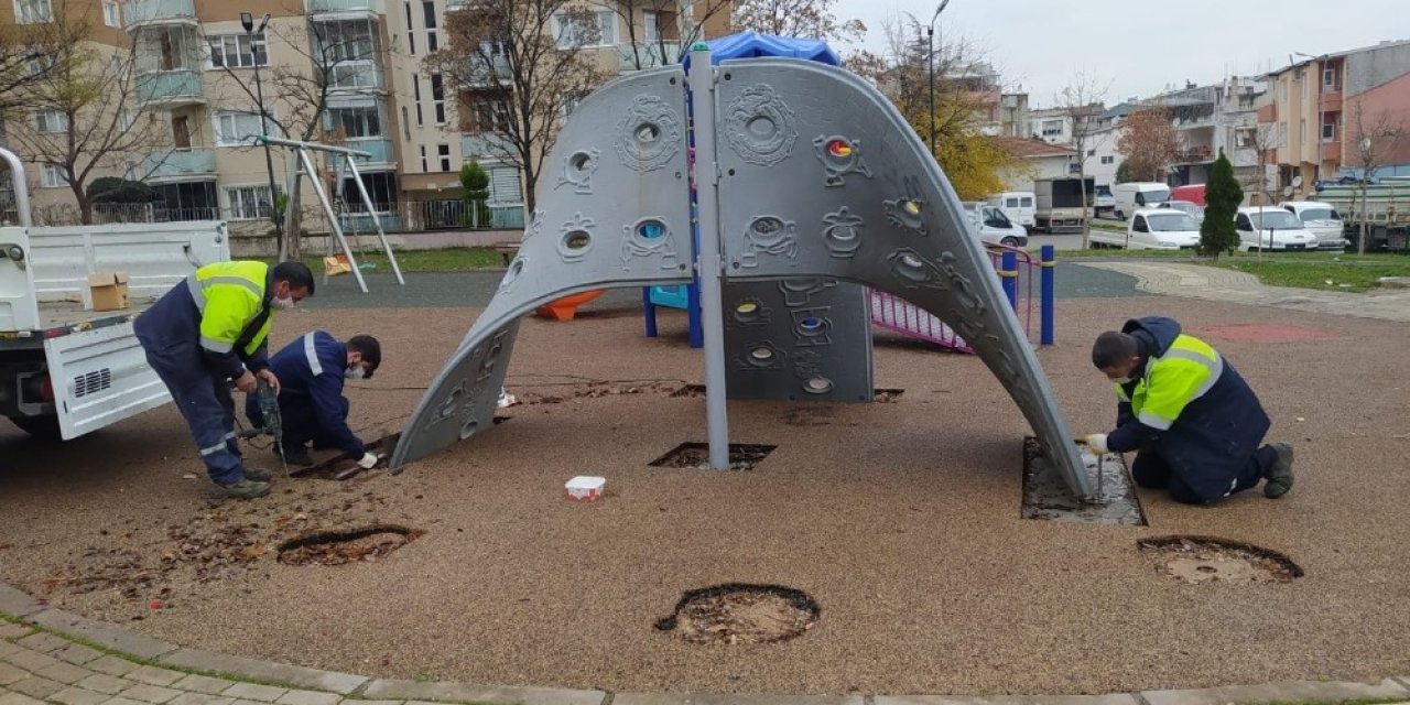 Yıldırım’da Parklara Bakım Ve Onarım