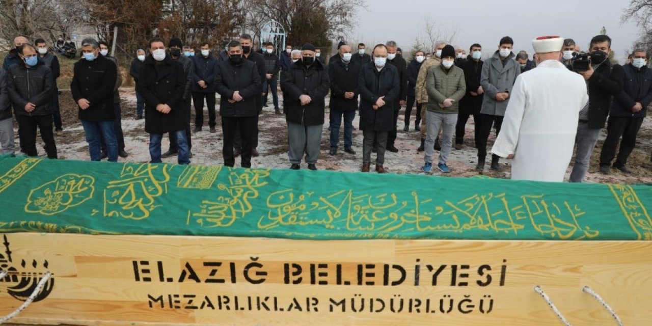 Covid-19’a Yenik Düşen Sgk Elazığ İl Müdürü Tuncer Son Yolculuğuna Uğurlandı
