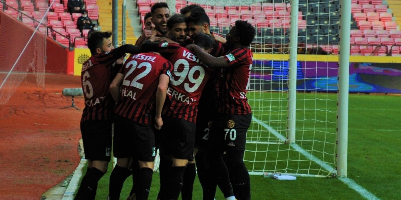 Tff 1. Lig: Eskişehirspor: 2 - Menemenspor: 2