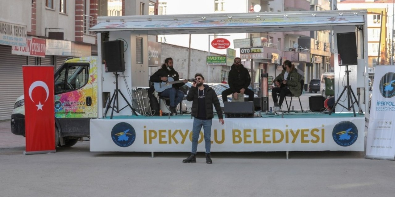 İpekyolu Belediyesinden Korona Virüslü Günlerde Konser