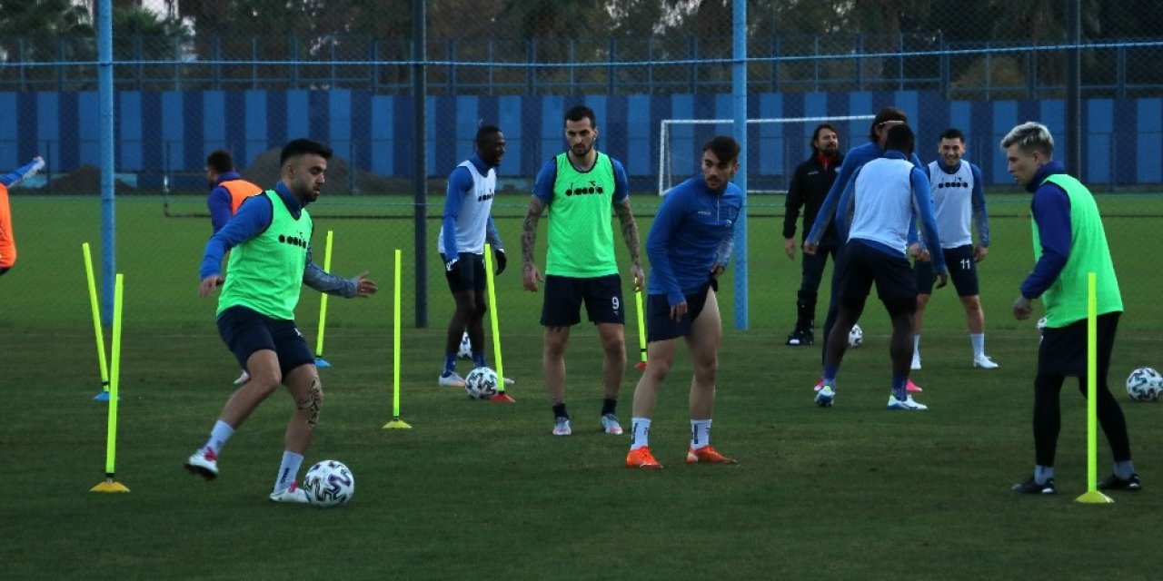 Adana Demirspor Devre Arasına Lider Girmek İstiyor