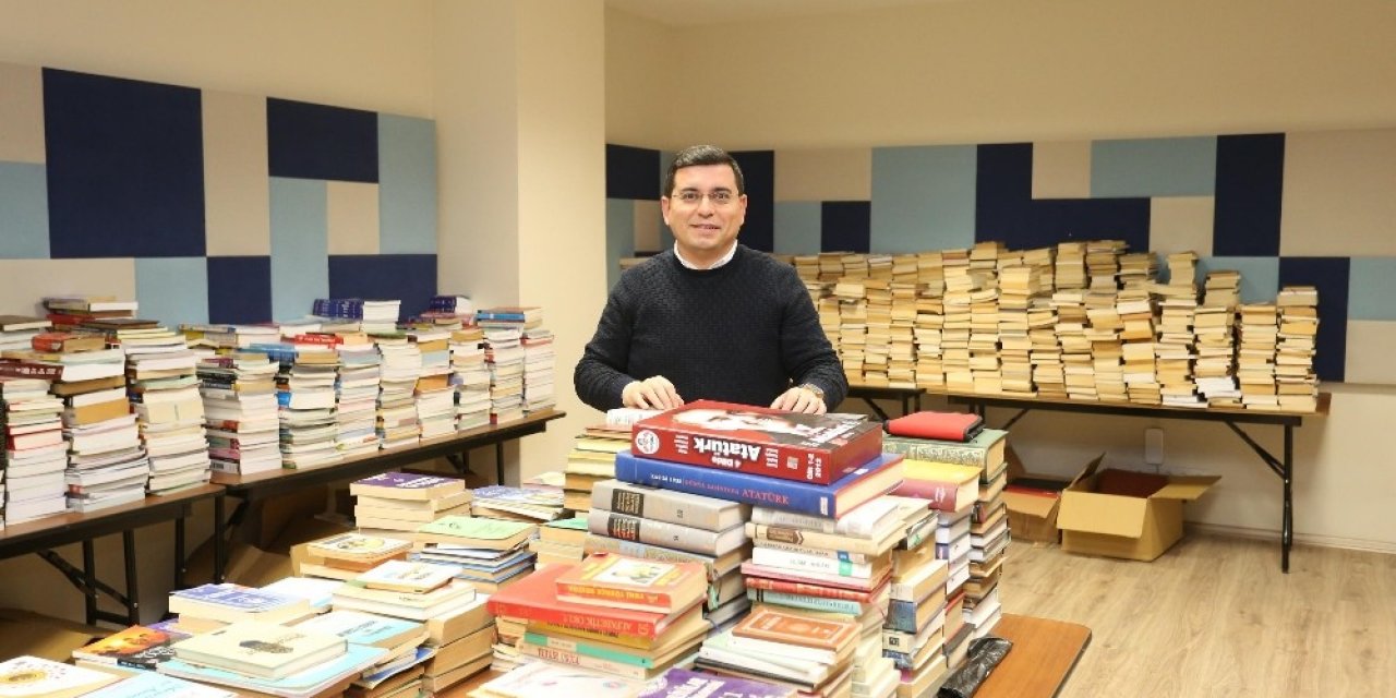 Cemil Meriç Kitaplığı’na 3 Ayda 36 Bin Kitap Bağışlandı
