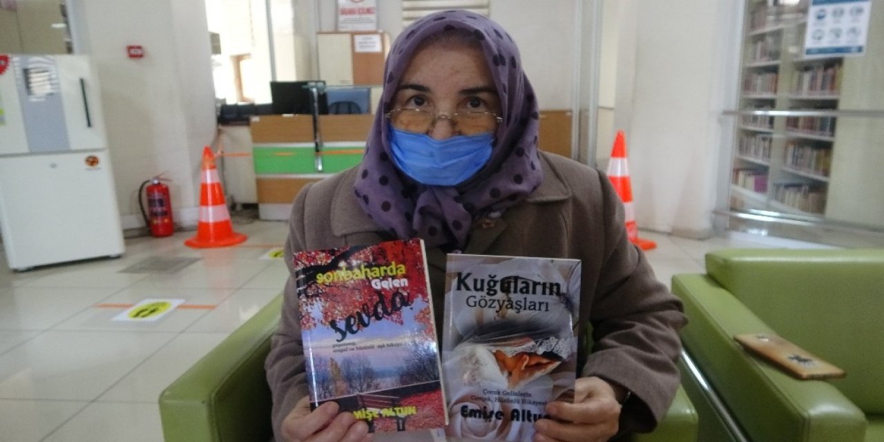 Yediği Dayakları, Çektiği Eziyetleri Kaleme Aldı 61 Yaşında Yazar Oldu