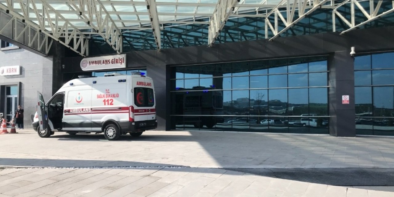 Yeni Çalışmaya Başladığı Fabrikada İntihar Etti