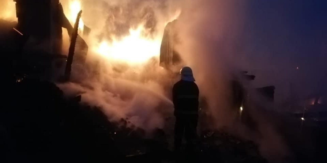 Kastamonu’da Çıkan Yangında İki Katlı Ev Kullanılamaz Hale Geldi