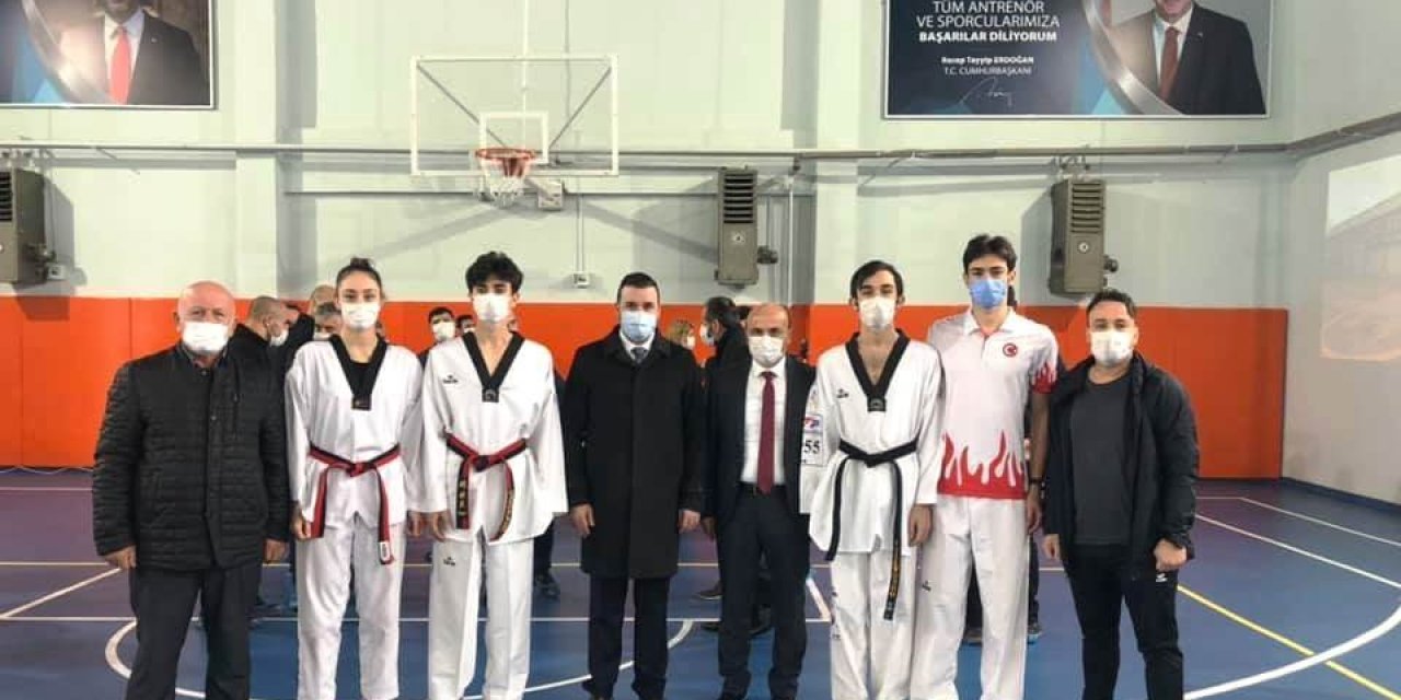Altınova Spor Salonu Törenle Açıldı