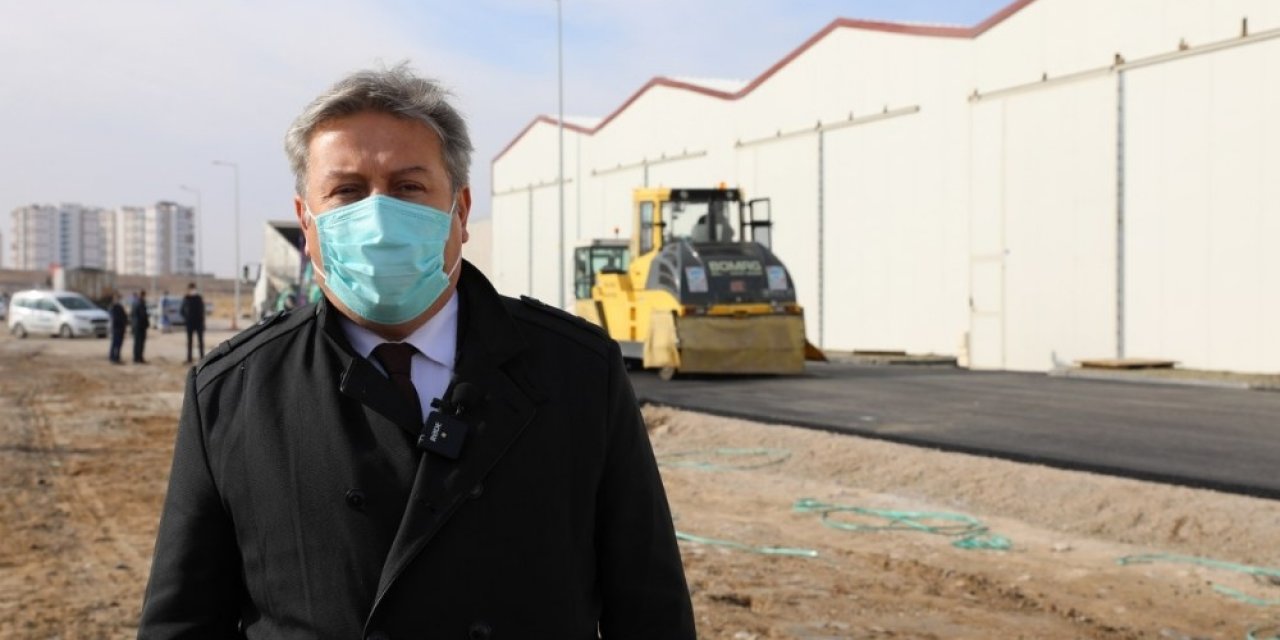 Yeşilyurt Mahallesi’nde Yılın Son Büyük Asfaltı Serildi
