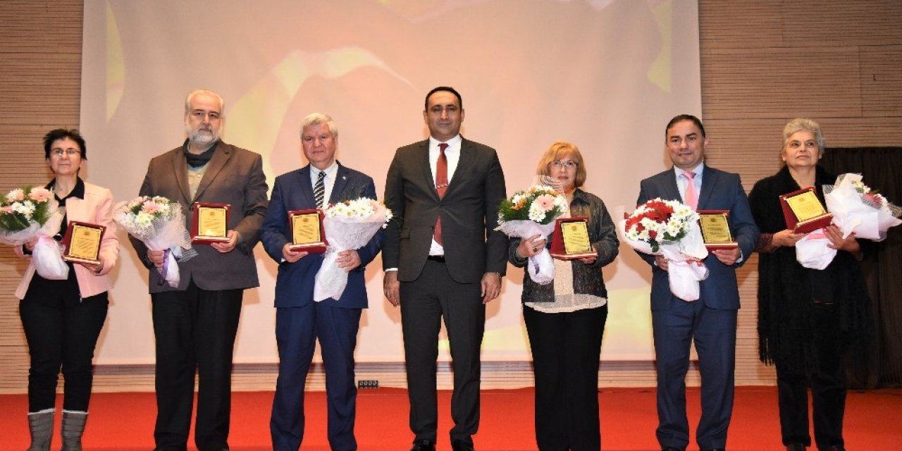 ’3 Ocak Mersin’in Kurtuluşu’ Konulu Şiir Yarışmasına Rekor Başvuru