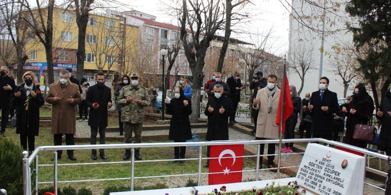 Şehit Özüpek Saygı Ve Rahmetle Anıldı