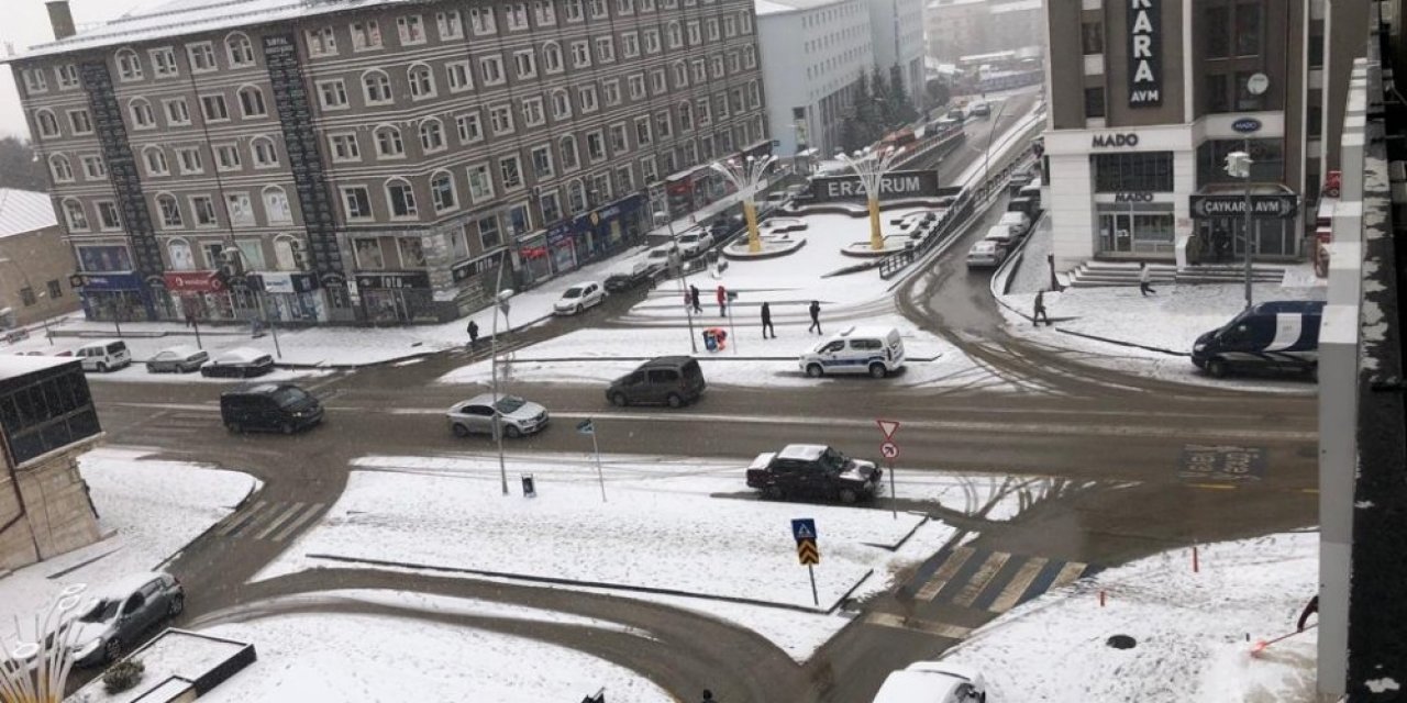 Erzurum’da Kar Yağışı Etkili Oluyor