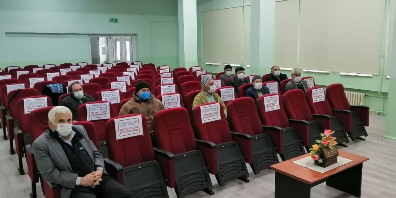Çilek Üreticileri Bilgilendirildi