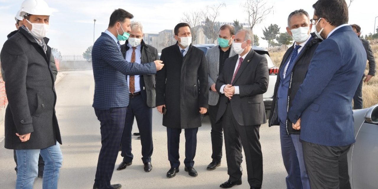 Milletvekilleri, Kentte Devam Eden Sağlık Yatırımlarını İnceledi