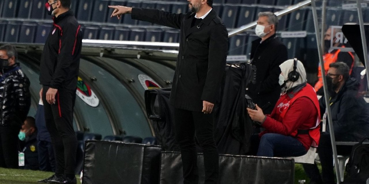 Erol Bulut’un, Başakşehir’e Karşı Galibiyeti Yok