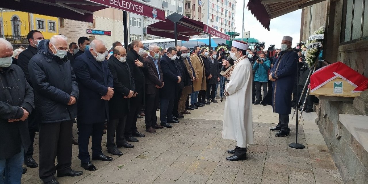 Özkan Sümer Son Yolculuğuna Uğurlandı