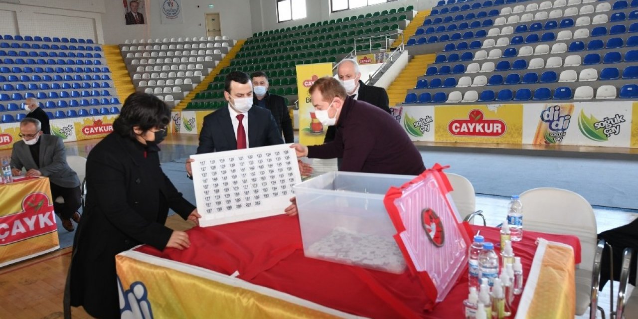 Çaykur’da 61 Engelli Ve 39 Eski Hükümlü Kura İle İşe Alındı