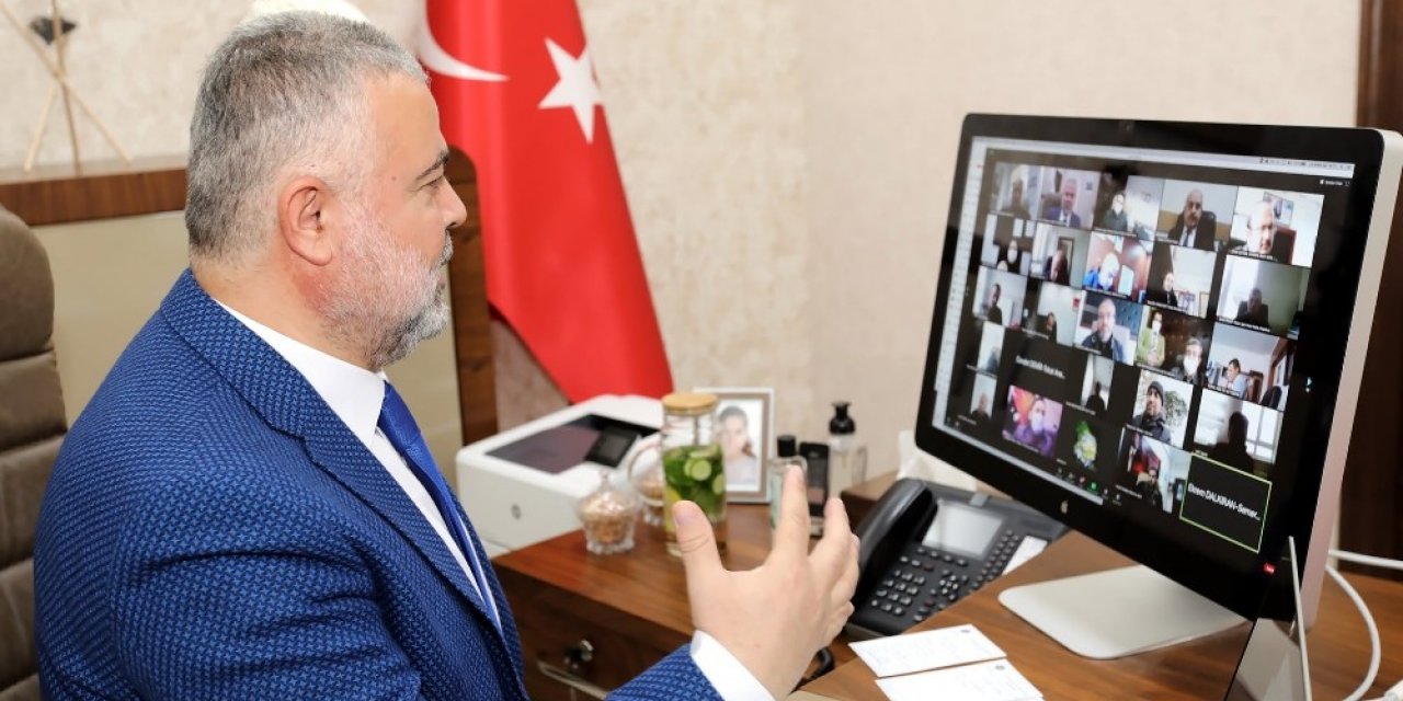 Rektör Şahin’den Online Konferans