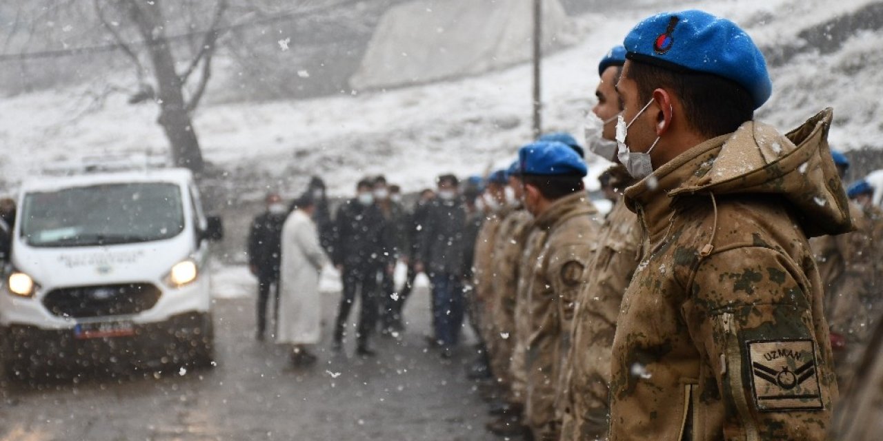 Trafik Kazasında Hayatını Kaybeden Önal Ailesi İçin Tören Düzenlendi