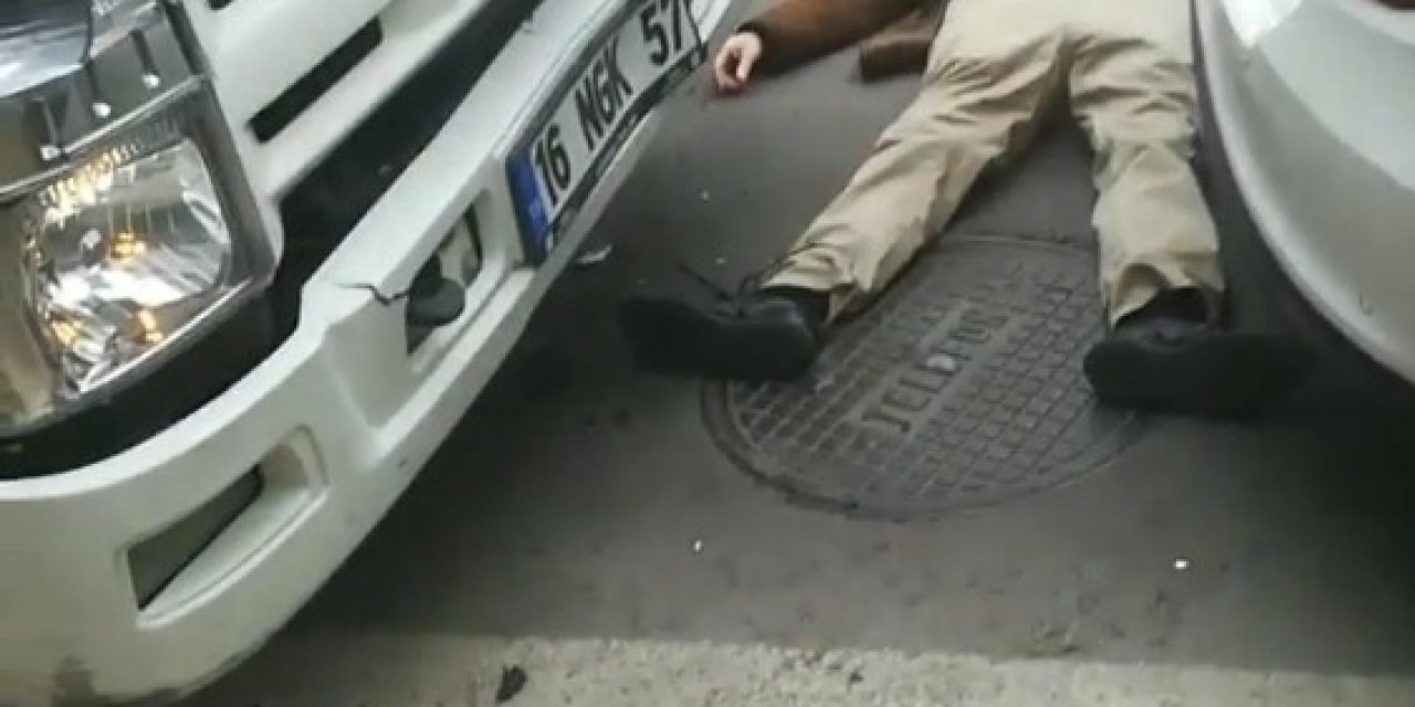 Bursa’da İki Aracın Arasında Sıkışan Vatandaş Yaralandı