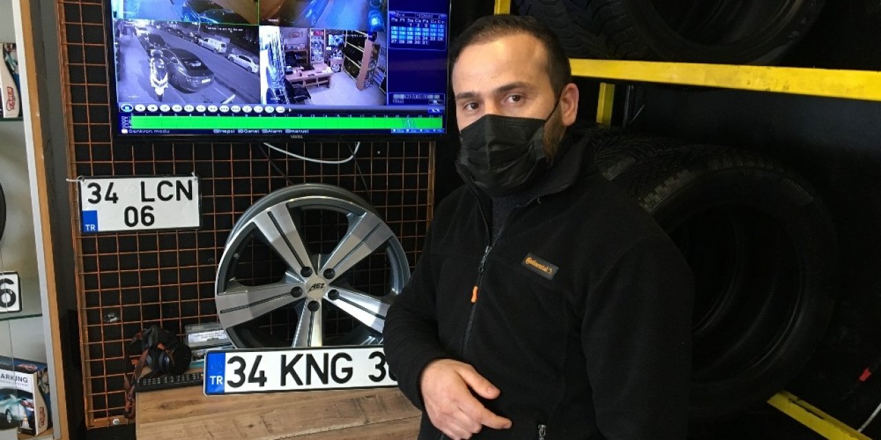 Bayrampaşa’da Soğukkanlı Bilgisayar Hırsızı Kamerada