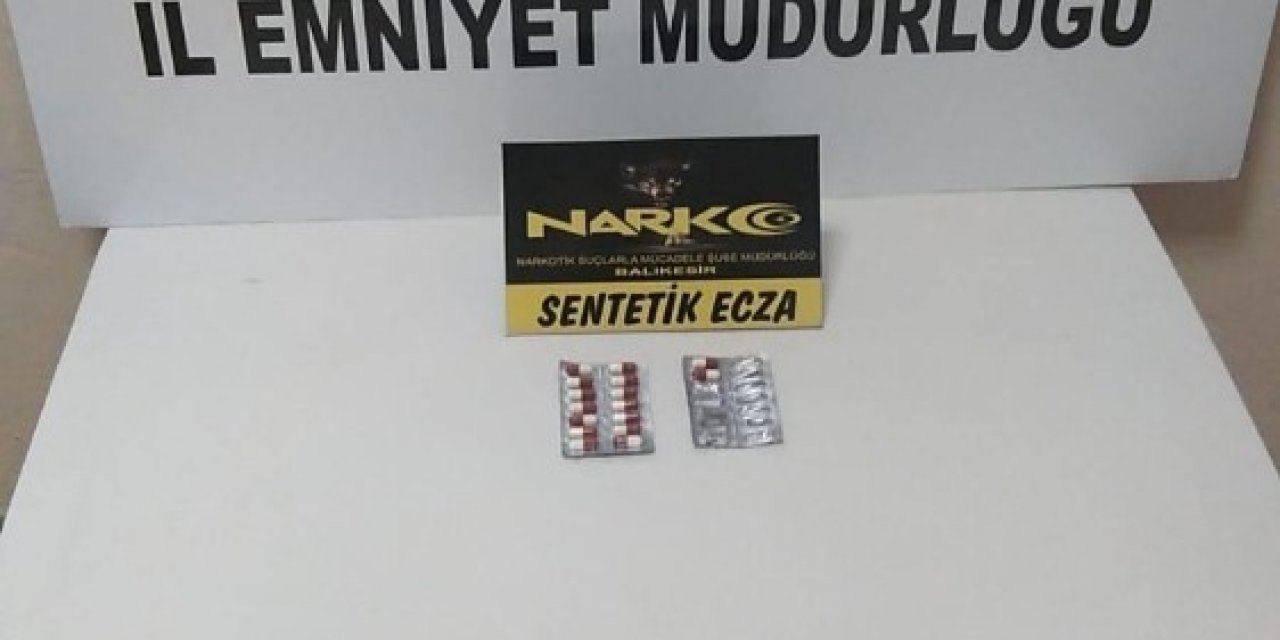 Balıkesir’de Polis 8 Uyuşturucu Şüphelisini Yakaladı