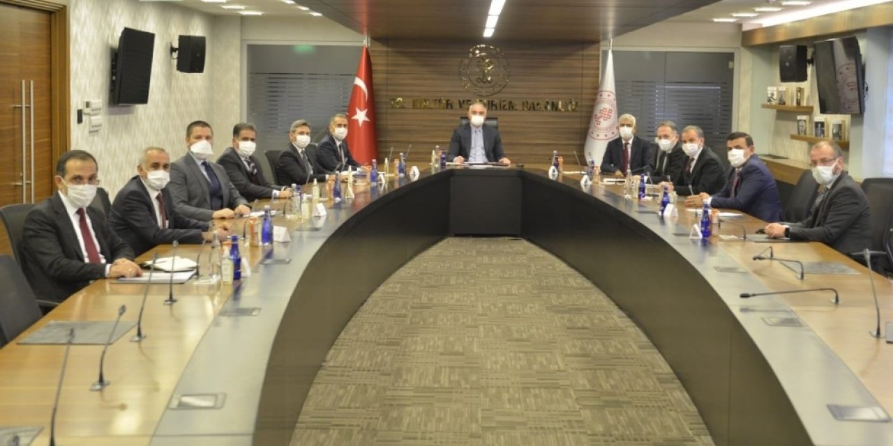 Adıyaman Heyeti Bakanlar İle Görüşüyor