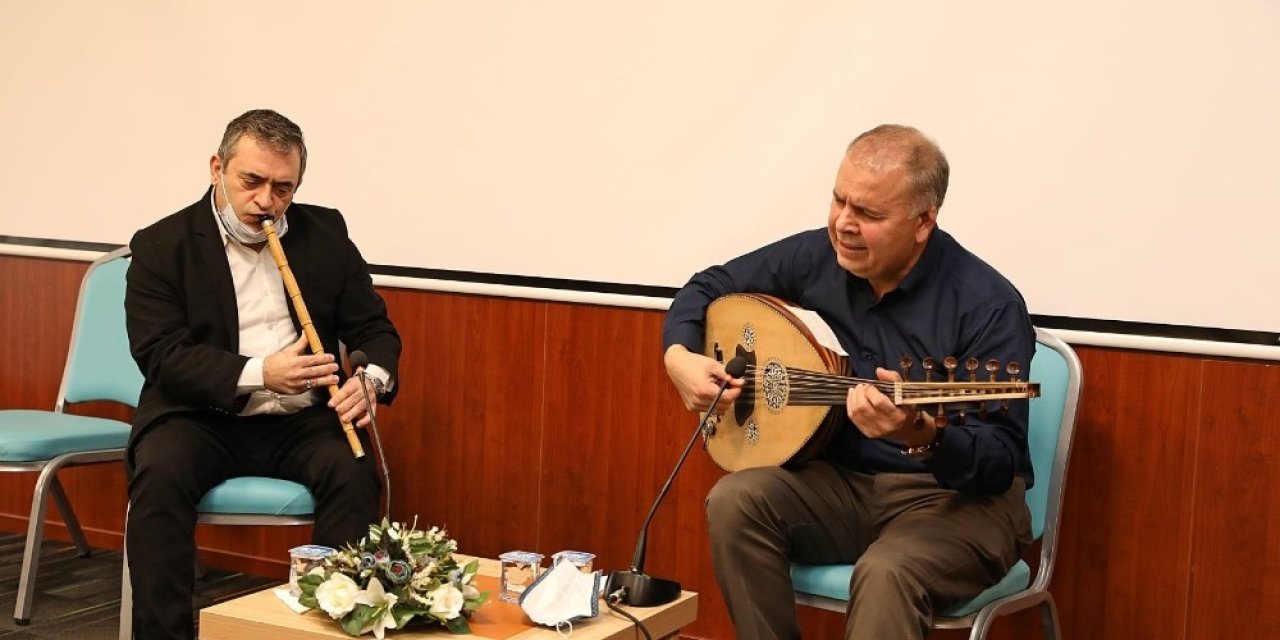 Mehmet Akif Ersoy Anıldı
