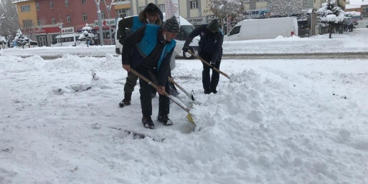 Çaldıran’da Karla Mücadele Çalışması