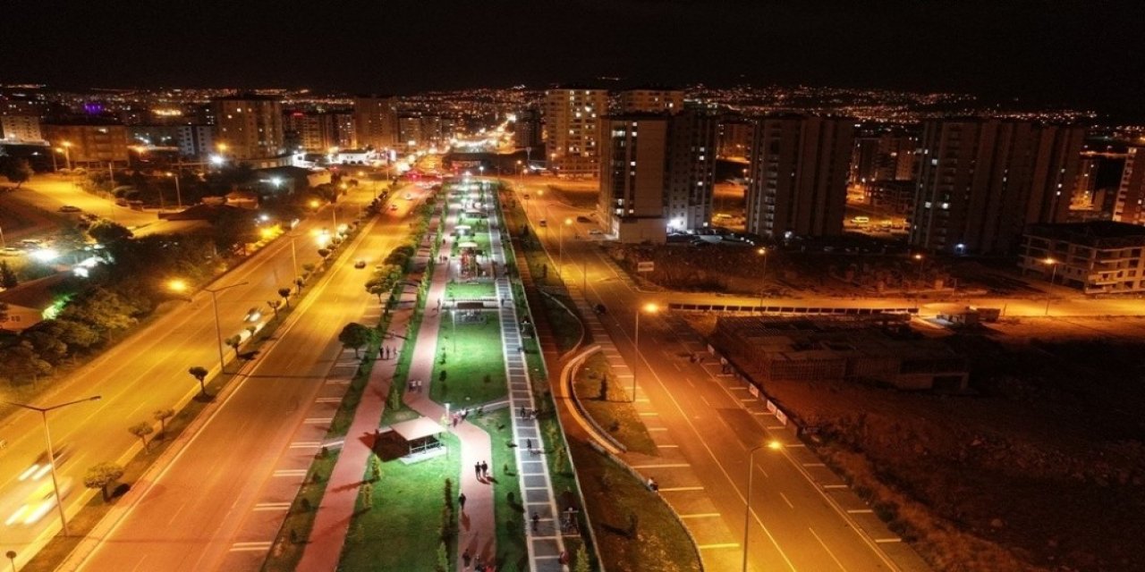 Başkan Çolakbayrakdar’dan Kayseri’ye Kazandırılan Modern Parklar, Göz Dolduruyor