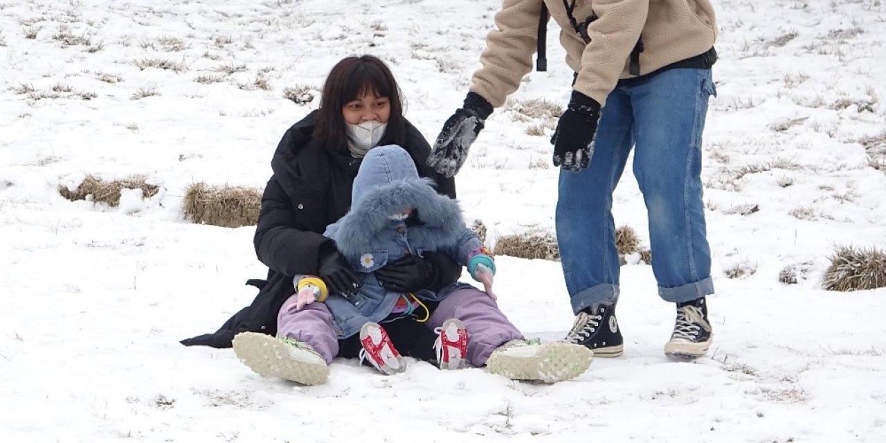 Uludağ’a Gelen Turistler Hayran Kaldı