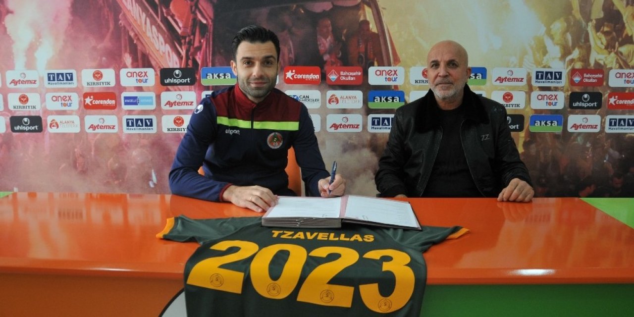 Alanyaspor’da Tzavellas’ın Sözleşmesi Uzatıldı