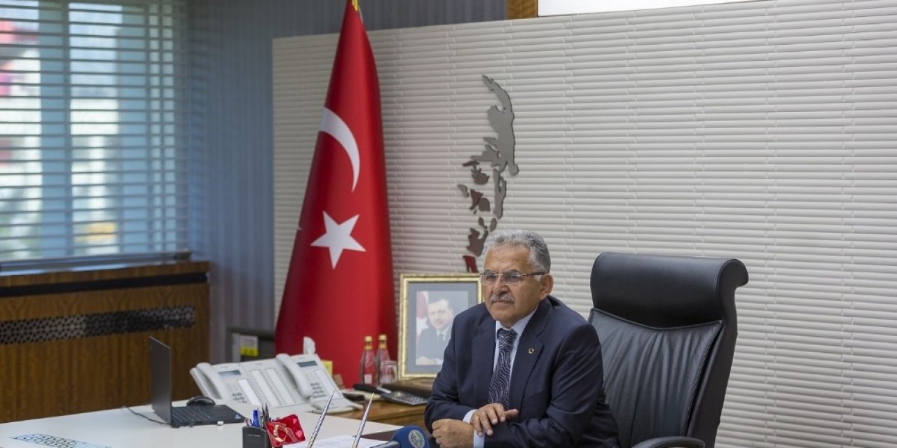 Valilik Ve Büyükşehir İşbirliğiyle Evsizlere Sıcak Oda Ve Yemek