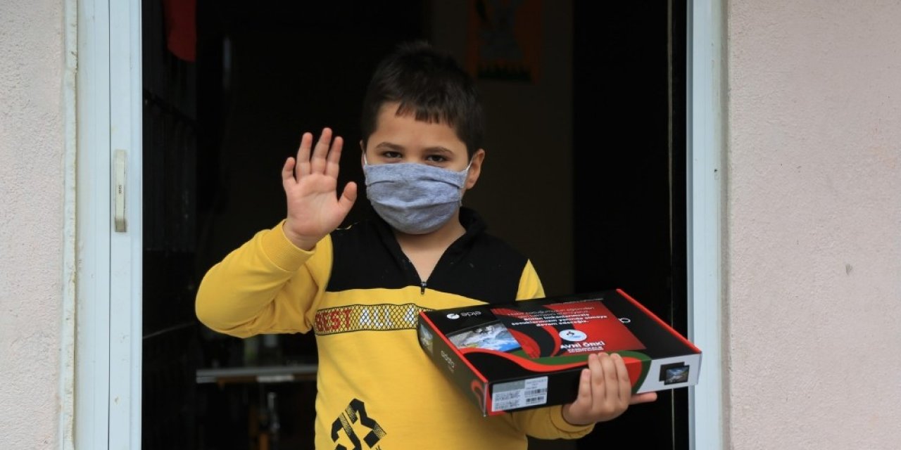 2 Bin Öğrenci Uzaktan Eğitim İle İlk Defa Tanıştı