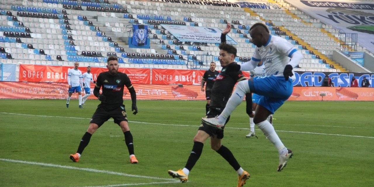 Süper Lig: Bb Erzurumspor: 0 - Y. Denizlispor: 1 (ilk Yarı)