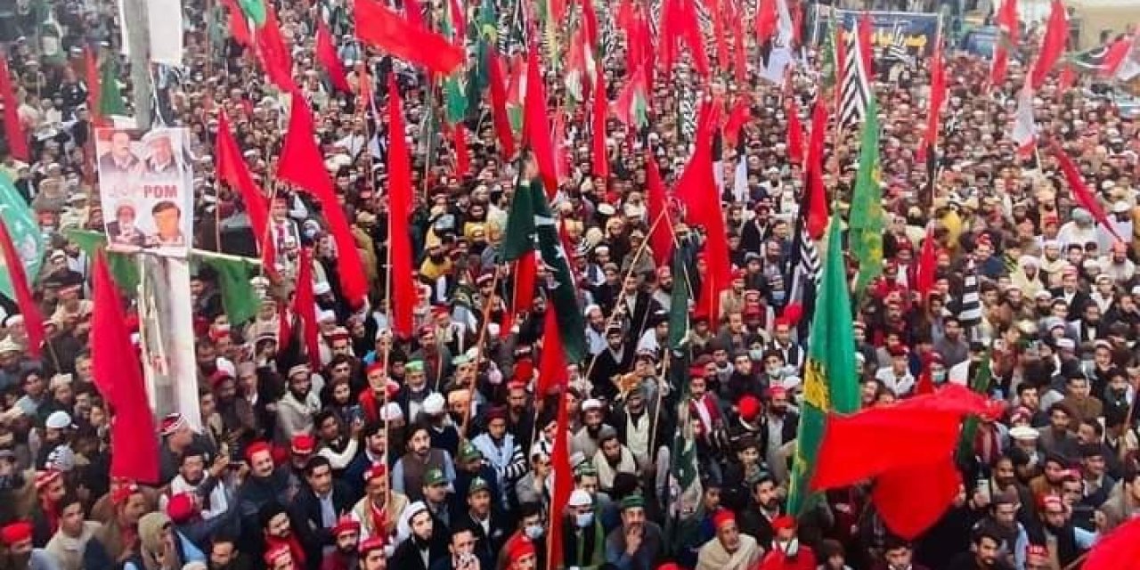 Pakistan’da Muhalefetin Hükümet Karşıtı Protestoları Devam Ediyor