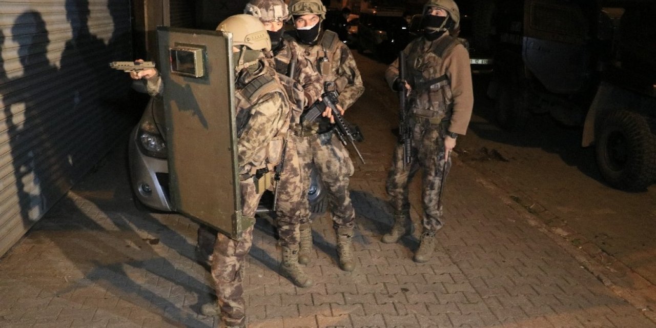 Adana’da Deaş Operasyonu: 3 Gözaltı