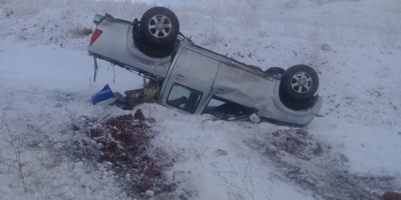 Buzlanan Yollar Kazaya Neden Oldu