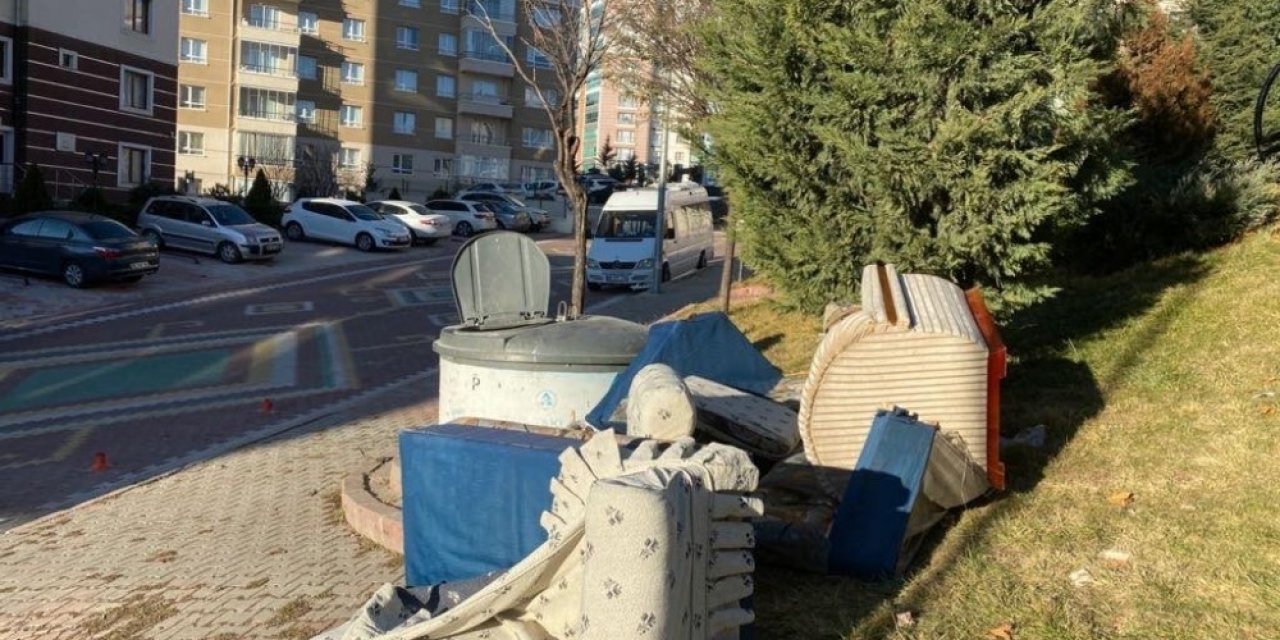 Belediye Başkanı Çetin’den İronili Çöp Tepkisi