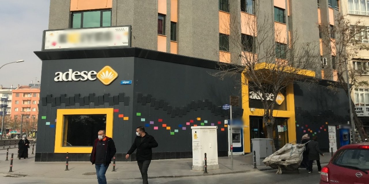 İttifak Holding’in Perakende Şirketi Adese Kapanıyor