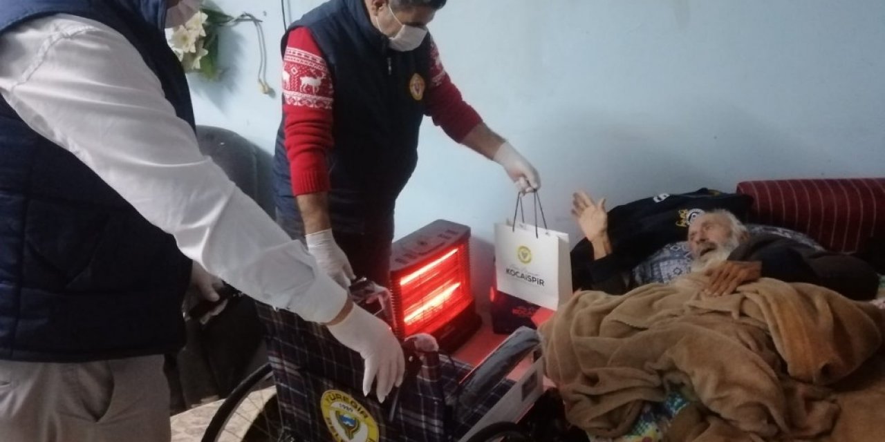 Kimsesiz Yaşlı Adama Başkan Kocaispir Sahip Çıktı